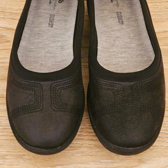 Clarks Cloud Steppers Ladies Slip On Shoes Size US 6.5M Black Cushion Soft - Picture 3 of 9